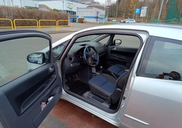 Mitsubishi Colt cena 8000 przebieg: 237000, rok produkcji 2006 z Bydgoszcz małe 46